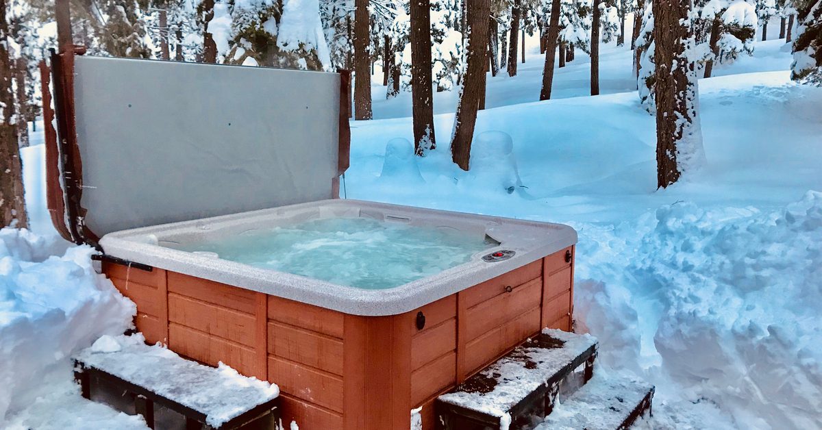 Keep Your Hot Tub Running During The Winter