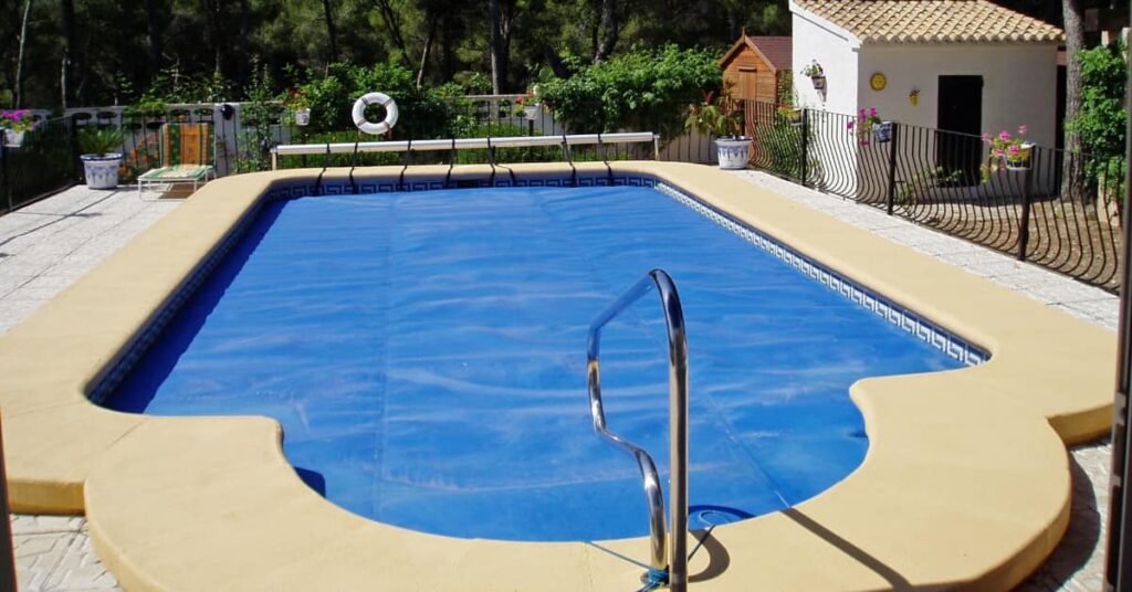 Danville and Derry PA Pool Builder, pool opening and closing services